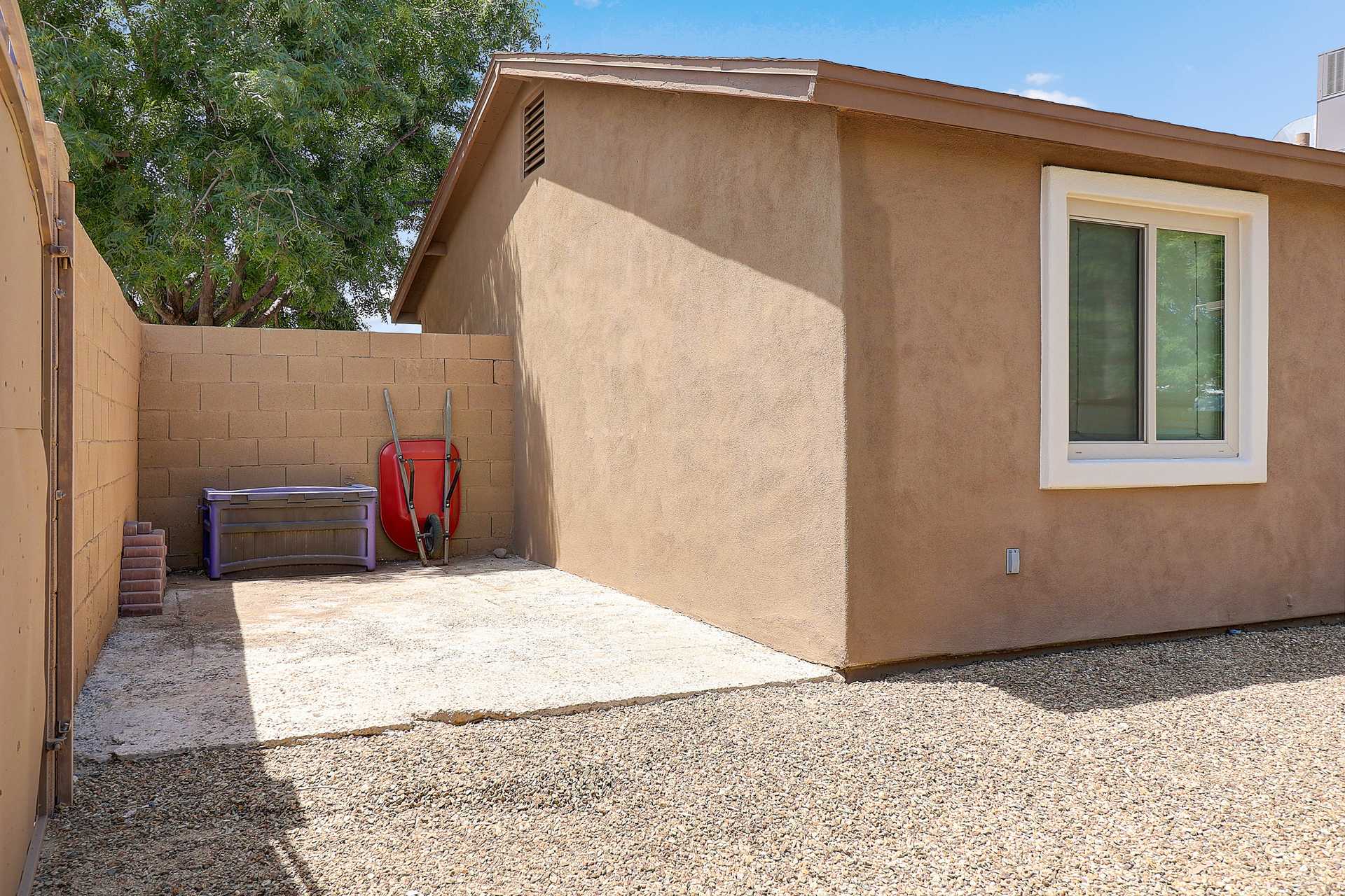 House in Phoenix, Arizona 10042099