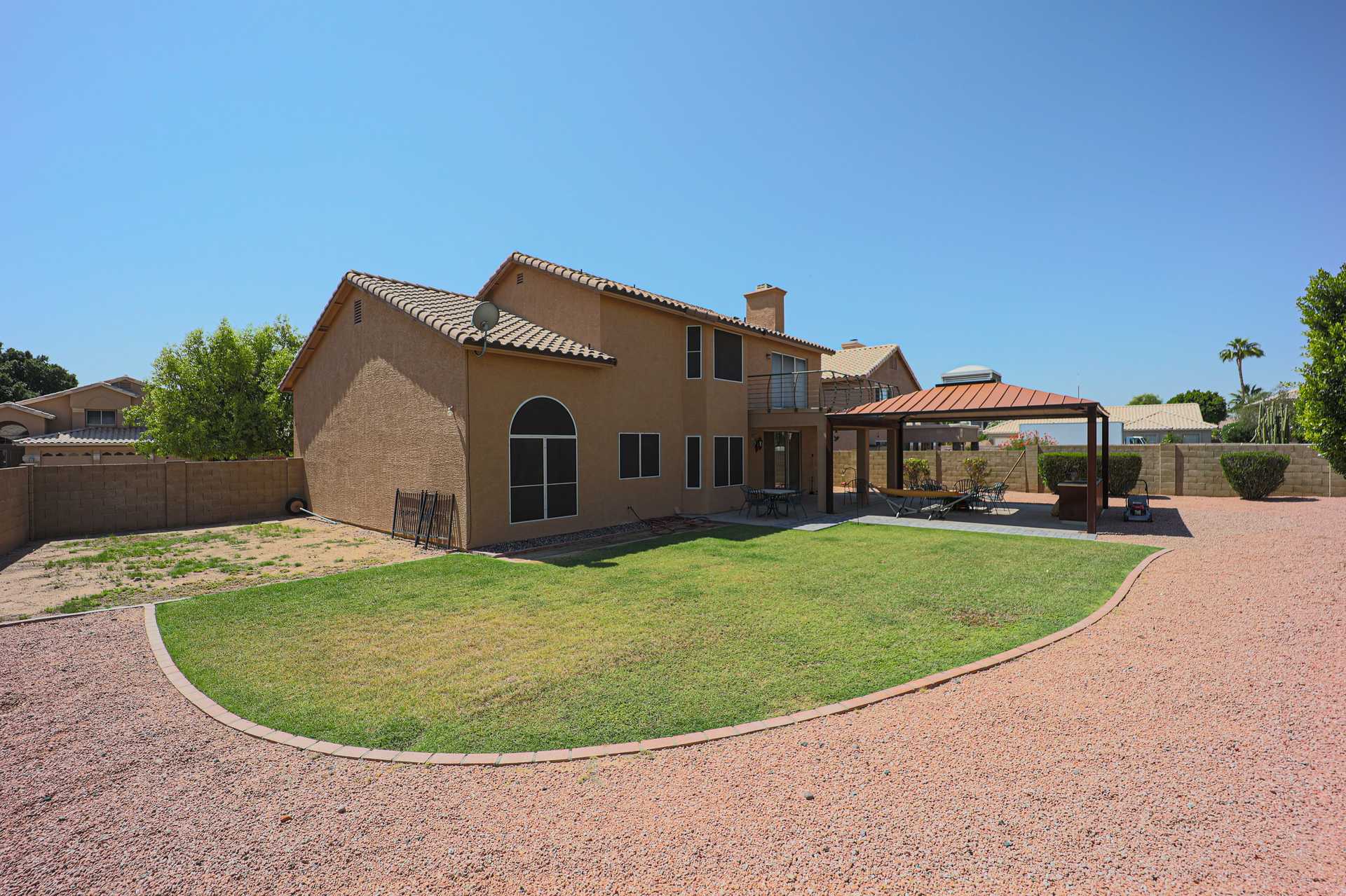 House in Glendale, Arizona 10042190