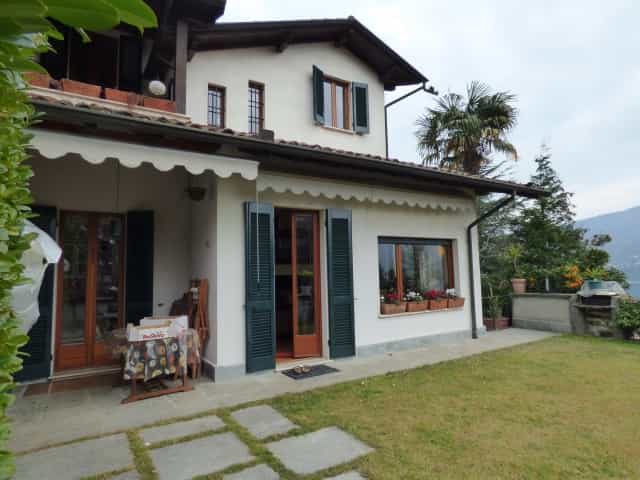 σπίτι σε Tremezzo, Lombardy 10042289