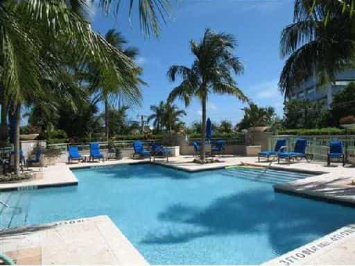 Condominium in Coconut Grove, Florida 10042384