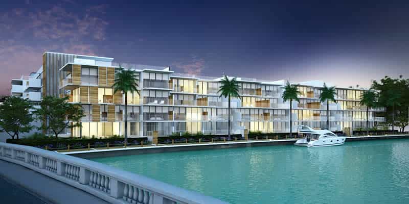 Condominium in Miami Beach, Florida 10042466