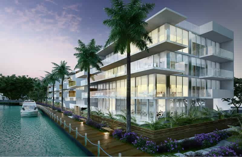 Condominium in Miami Beach, Florida 10042466