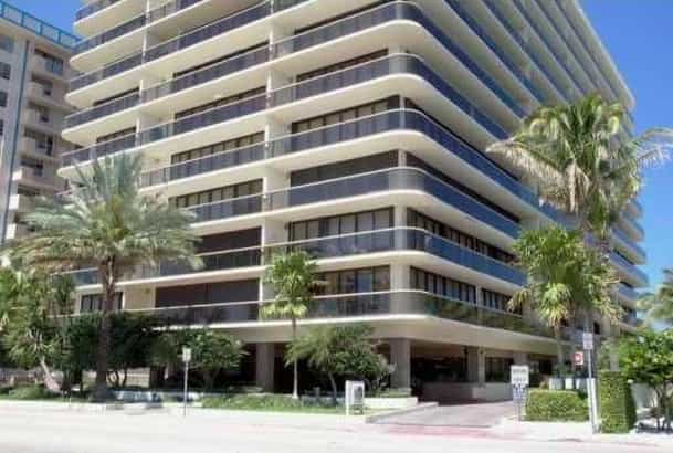 Condominium in Pittsburg, Florida 10042475