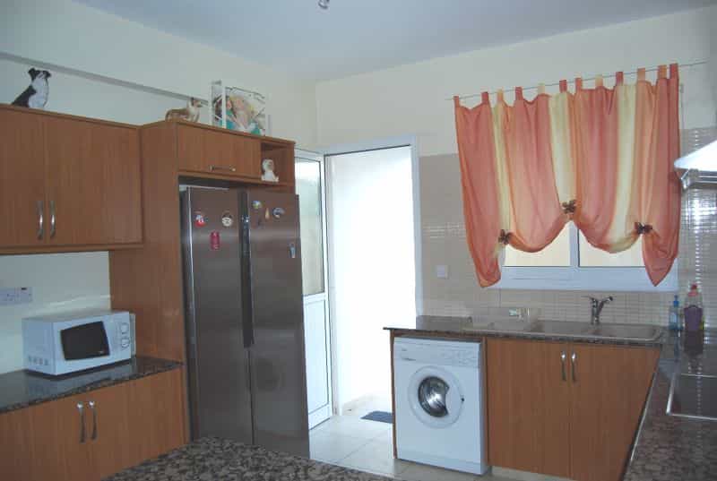 Condominium dans Konia, Paphos 10042698