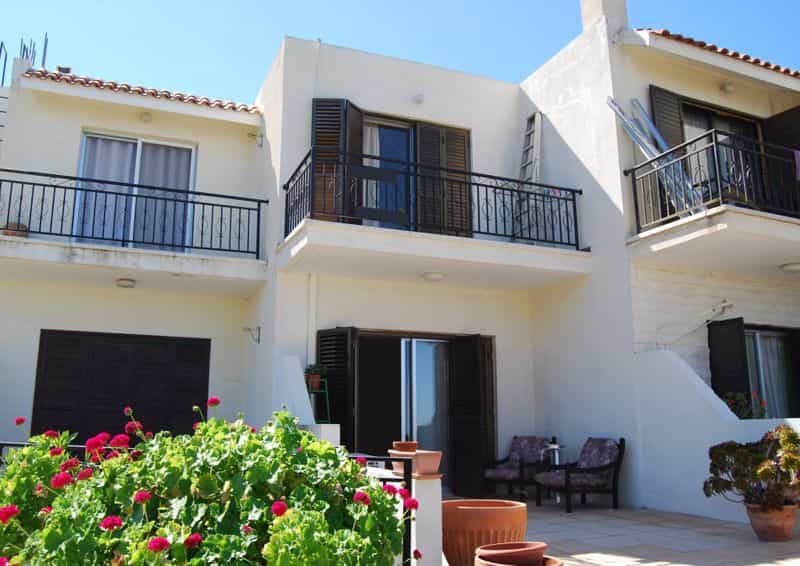 House in Chloraka, Paphos 10042738