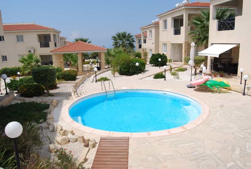 Condominium dans Tala, Paphos 10042772