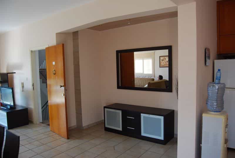 Квартира в Кіссонерга, Пафос 10042871