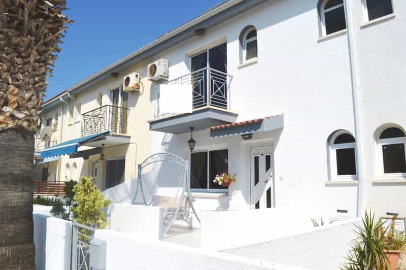 بيت في Kiti, Larnaca 10042917