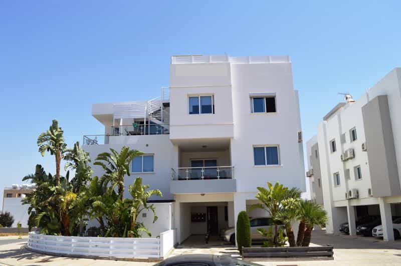 Huis in Livadia, Larnaca 10042945