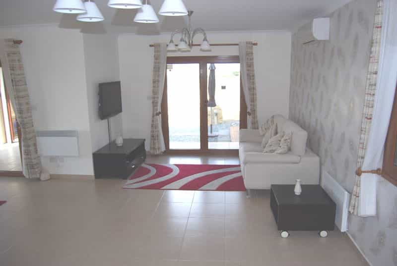 Dom w Agia Marinouda, Pafos 10043157