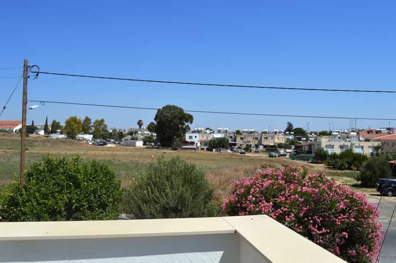 House in Agios Nikolaos, Larnaca 10043299