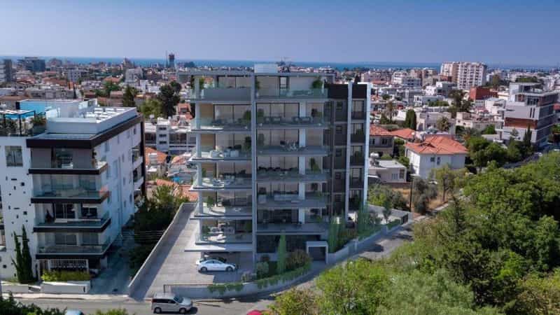 Condominium in Limassol Town Centre, Limassol 10043406