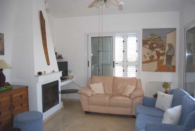 σπίτι σε Neo Chorio, Paphos 10043442