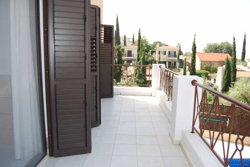 House in Tala, Paphos 10043757