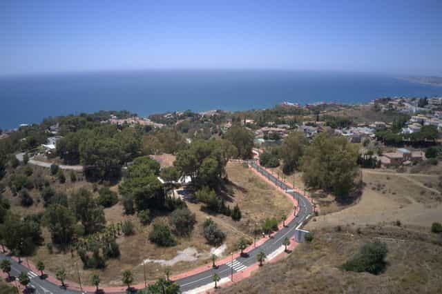 Land in Benalmadena, Andalusia 10043770