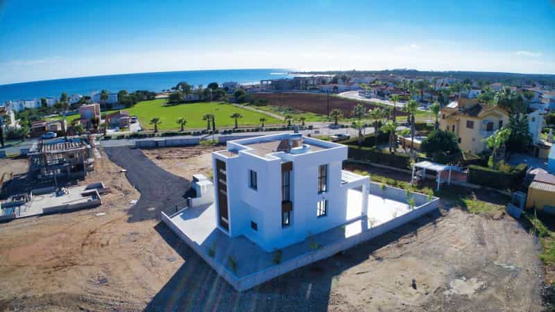 casa en Ayia Thekla, Famagusta 10043774