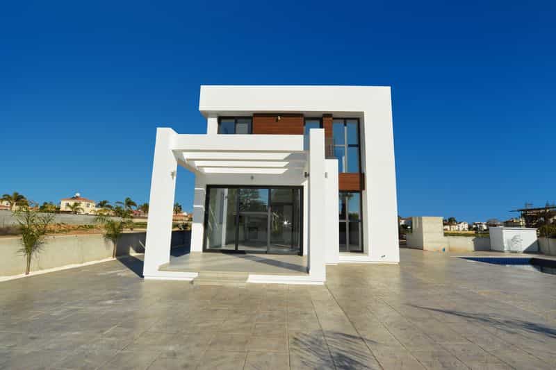 Talo sisään Ayia Thekla, Famagusta 10043774