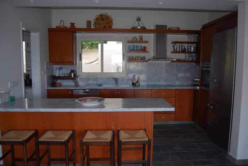 بيت في Peyia, Paphos 10043809