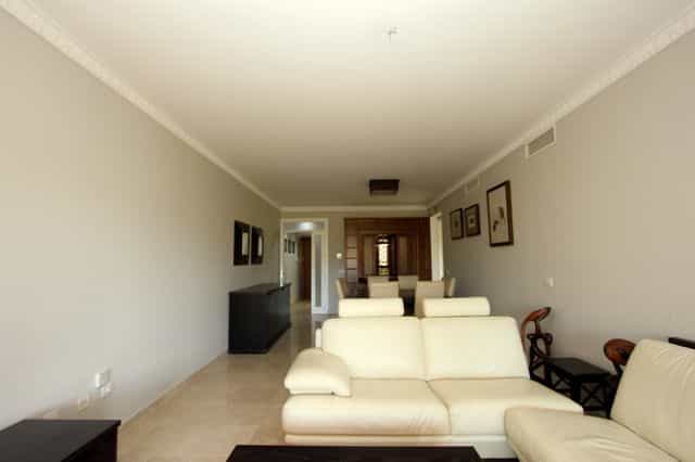 公寓 在 聖佩德羅德阿爾坎塔拉, 安達盧西亞 10043839