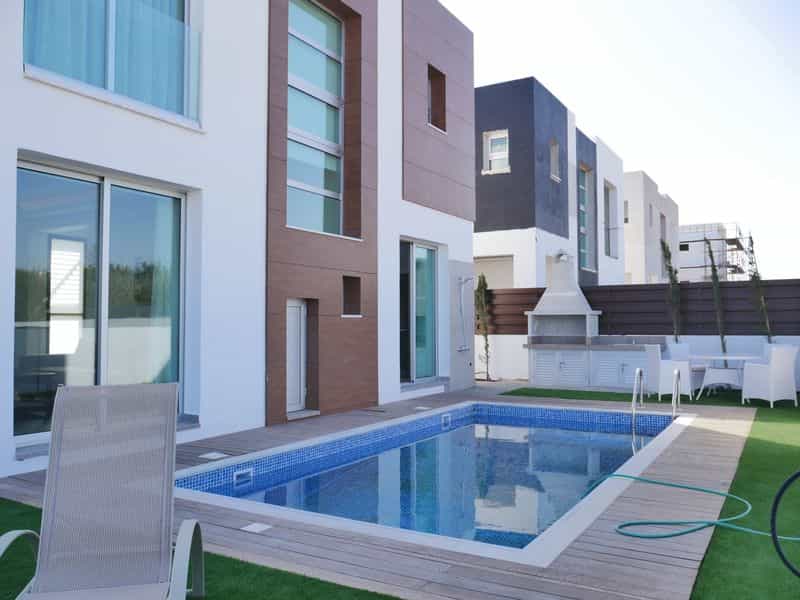 Condominium in Kapparis, Famagusta 10043844