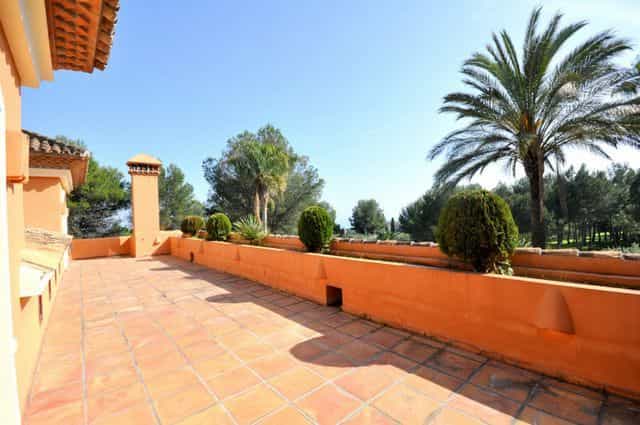 House in Marbella Golden Mile, Malaga 10043847