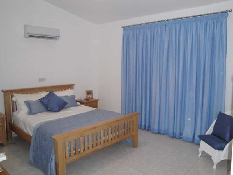 Будинок в Mandria, Paphos 10043853