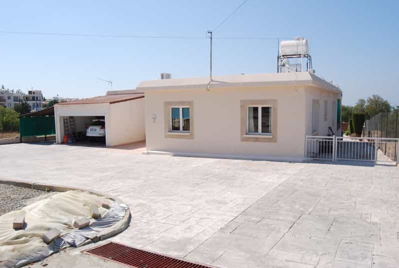 Hus i Tala, Pafos 10043954