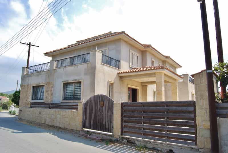 House in Kissonerga, Pafos 10043989
