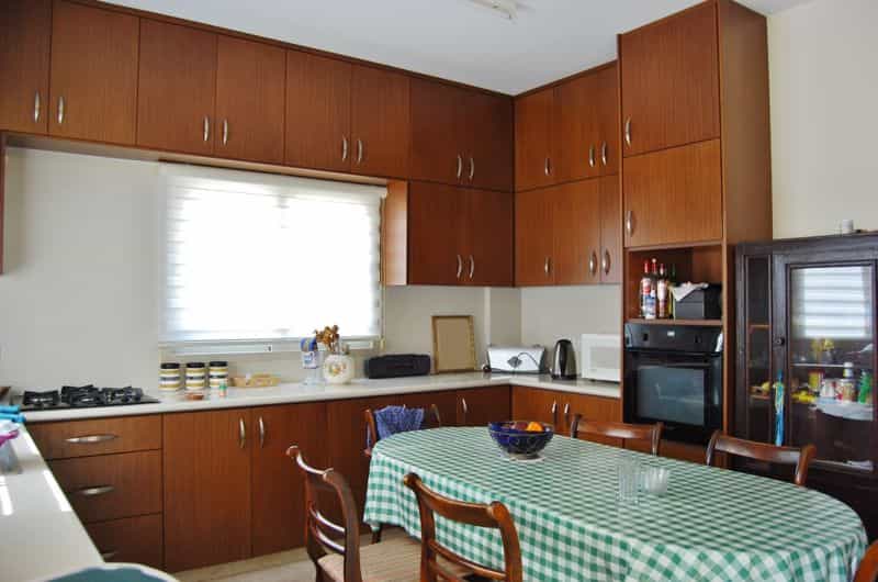 жилой дом в Kissonerga, Paphos 10043989