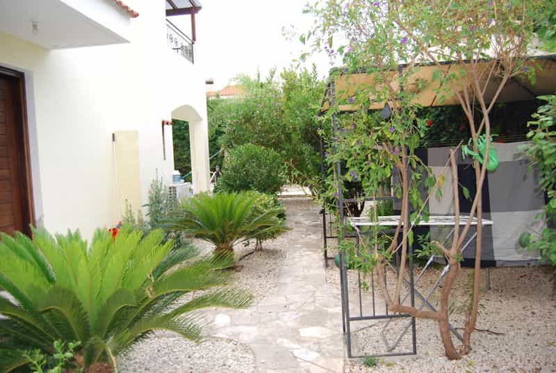 Huis in Empa, Pafos 10044110