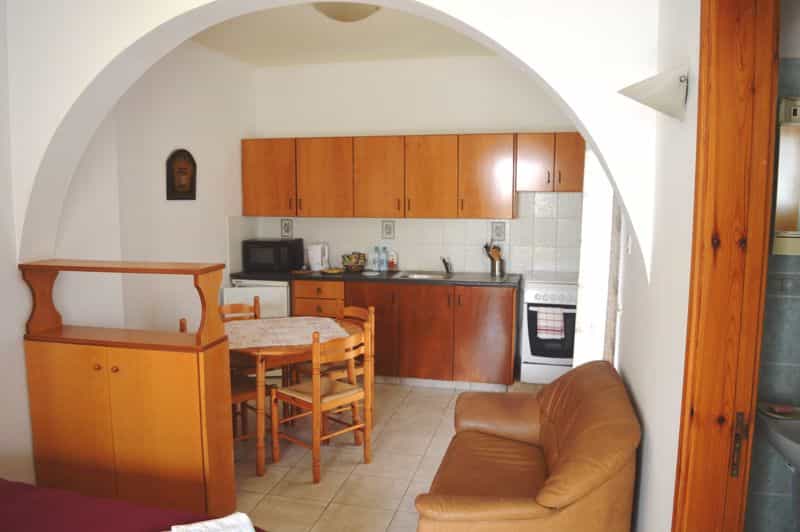 Condominium dans Lageia, Larnaca 10044294