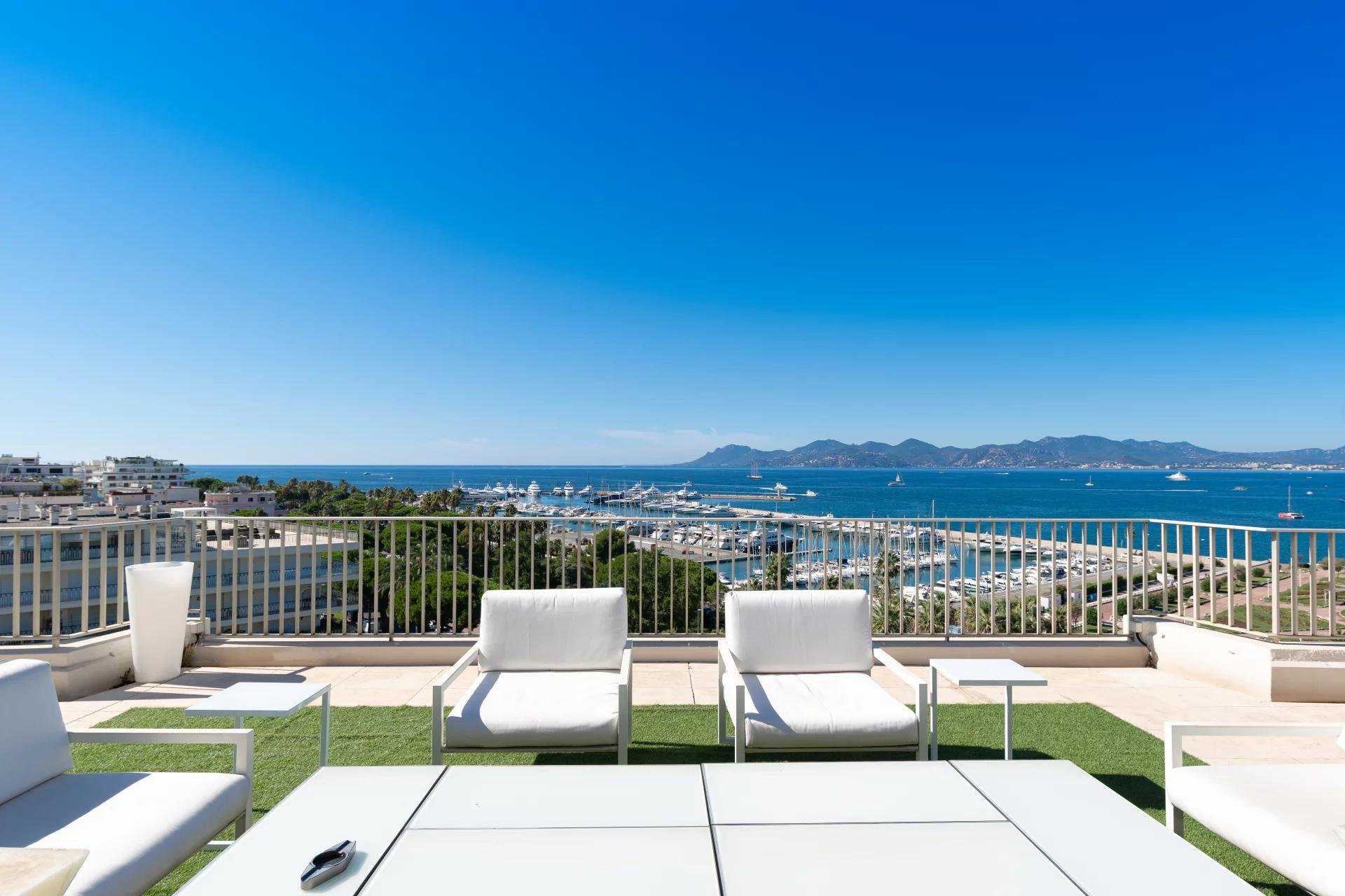 Condominio nel Cannes, Provenza-Alpi-Costa Azzurra 10044462