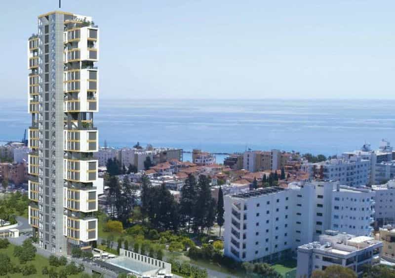 Condominium in Germasogeia, Limassol 10044485