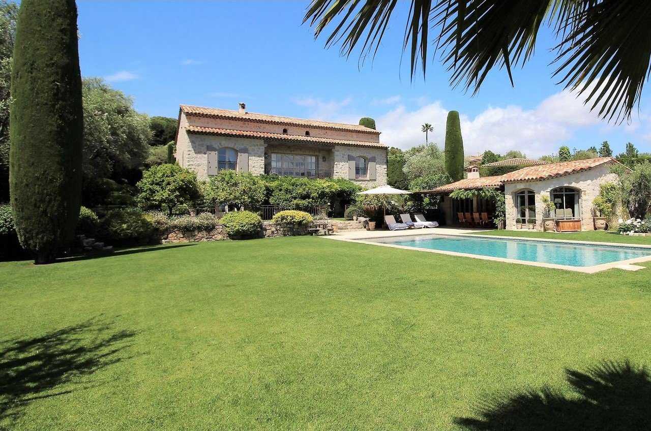 casa no Mougins, Provença-Alpes-Costa Azul 10044491