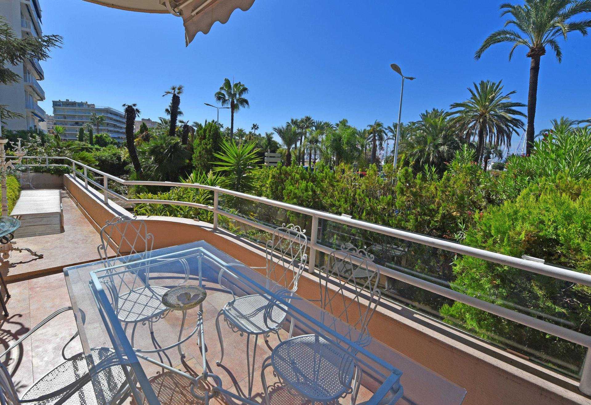 Квартира в Cannes La Croisette, Provence-Alpes-Cote d'Azur 10044534