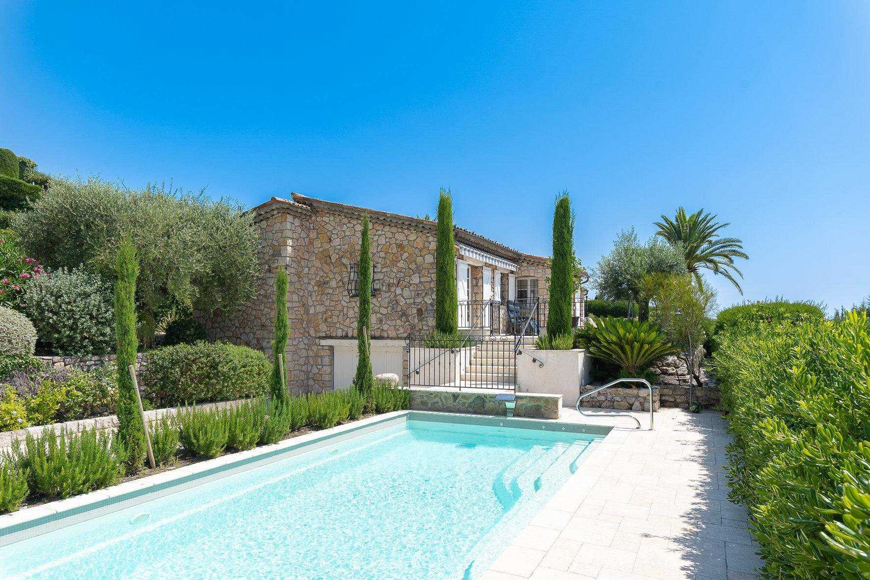 Hus i Le Cannet, Provence-Alpes-Cote d'Azur 10044594