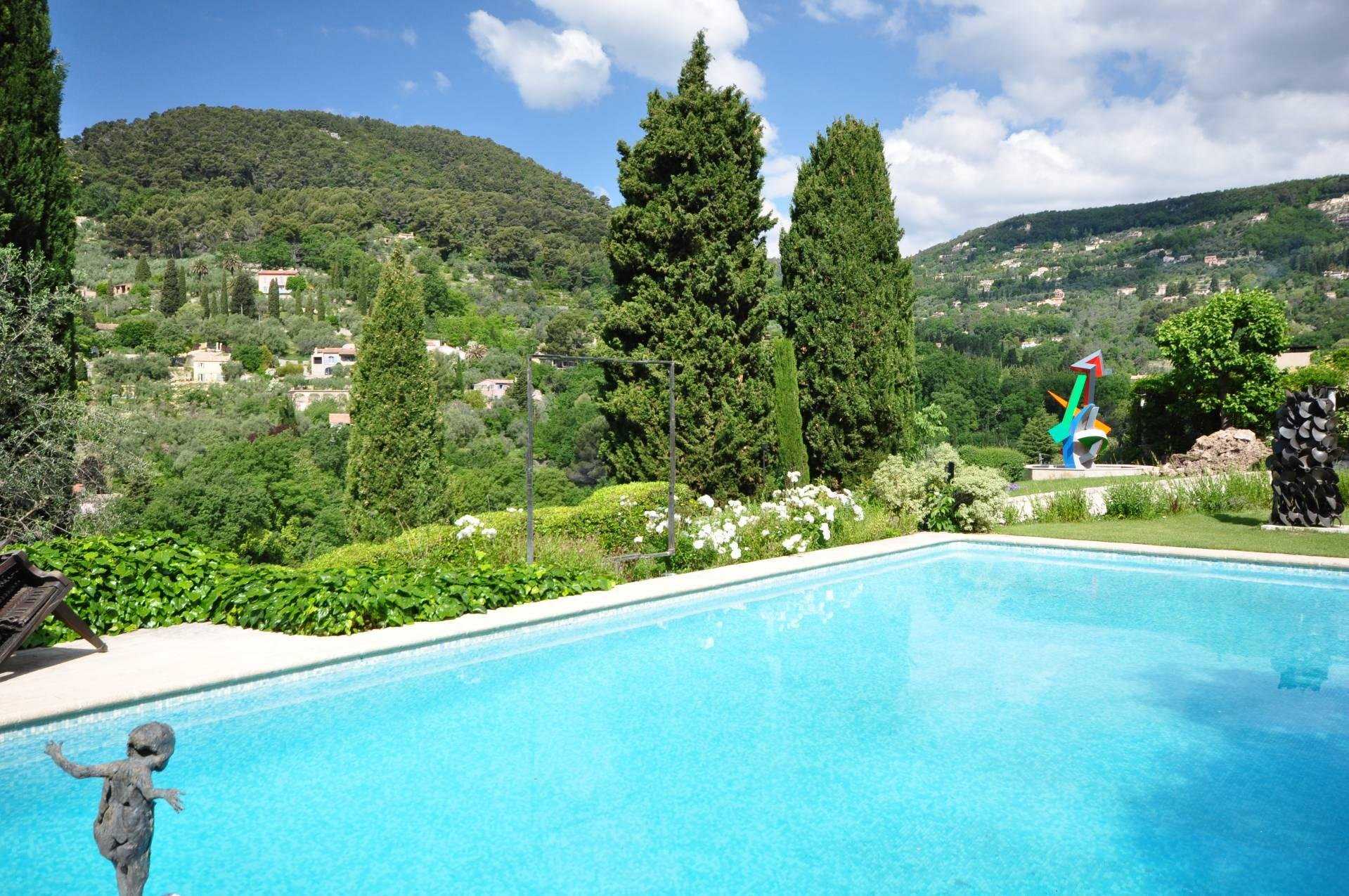 casa en Grasse, Provenza-Alpes-Costa Azul 10044762