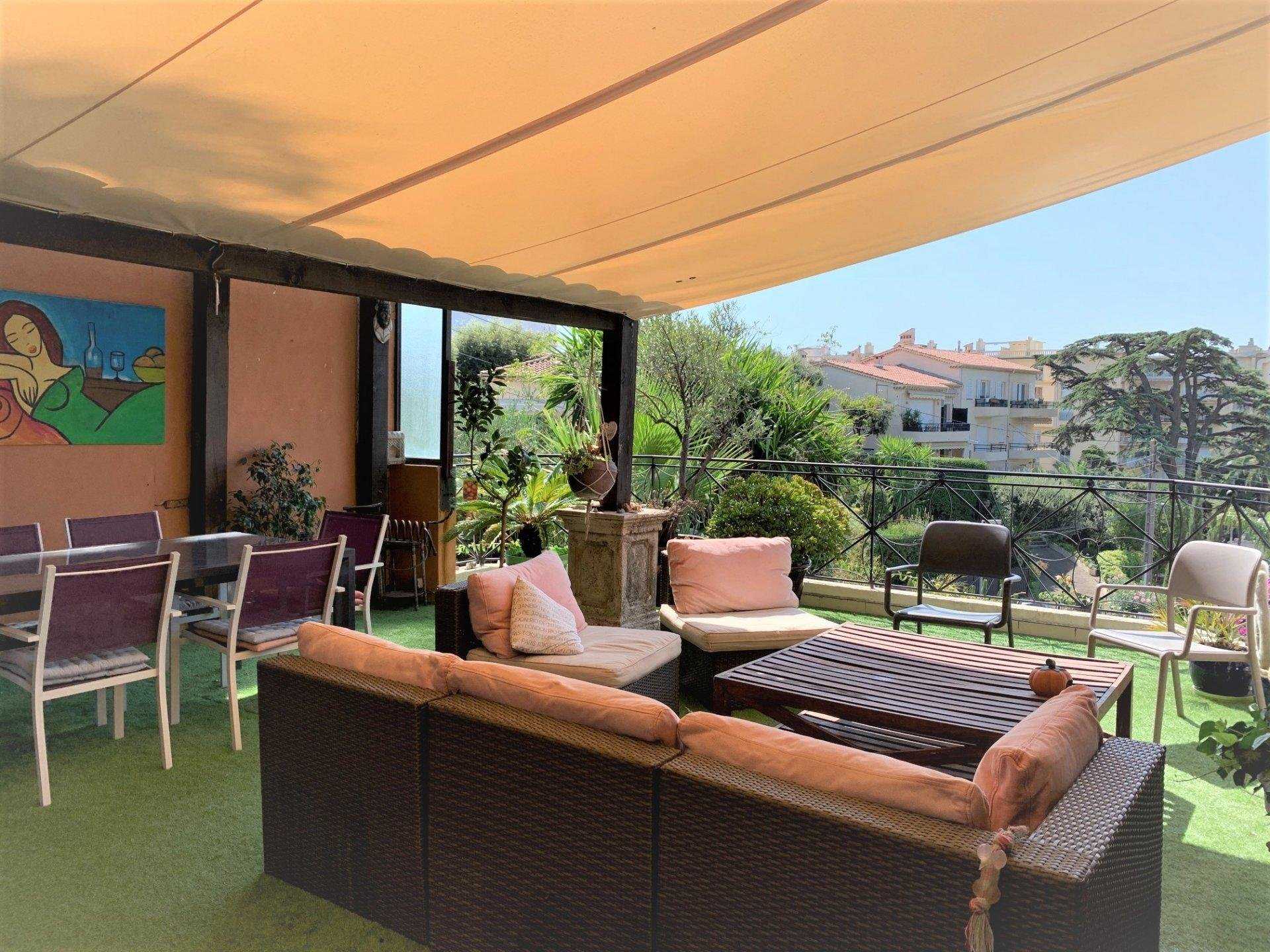 Eigentumswohnung im Cannes, Provence-Alpes-Cote d'Azur 10044790