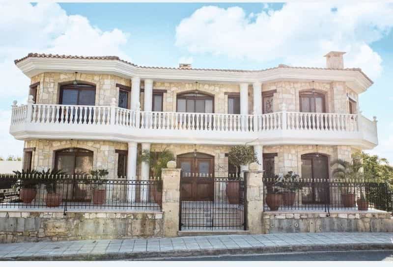 House in Agia Fylaxis, Lemesos 10044814