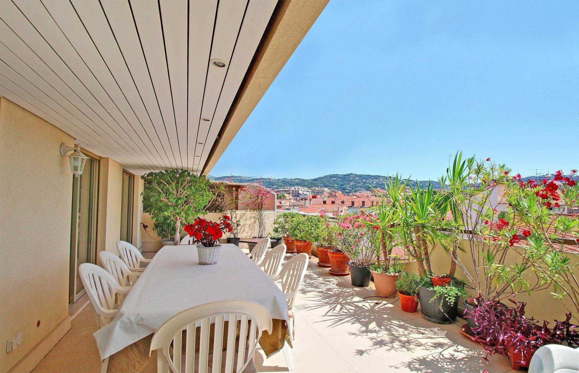 Eigentumswohnung im Cannes, Provence-Alpes-Côte d'Azur 10044854