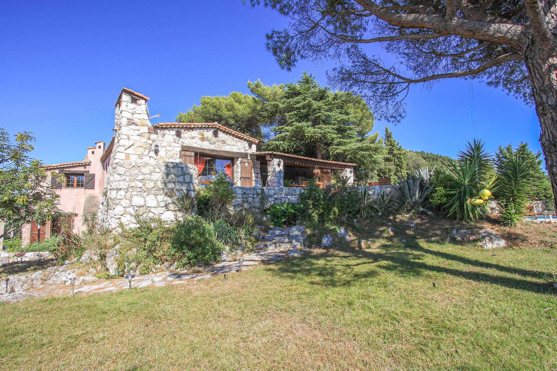 Huis in Villefranche-sur-Mer, Provence-Alpes-Côte d'Azur 10044963