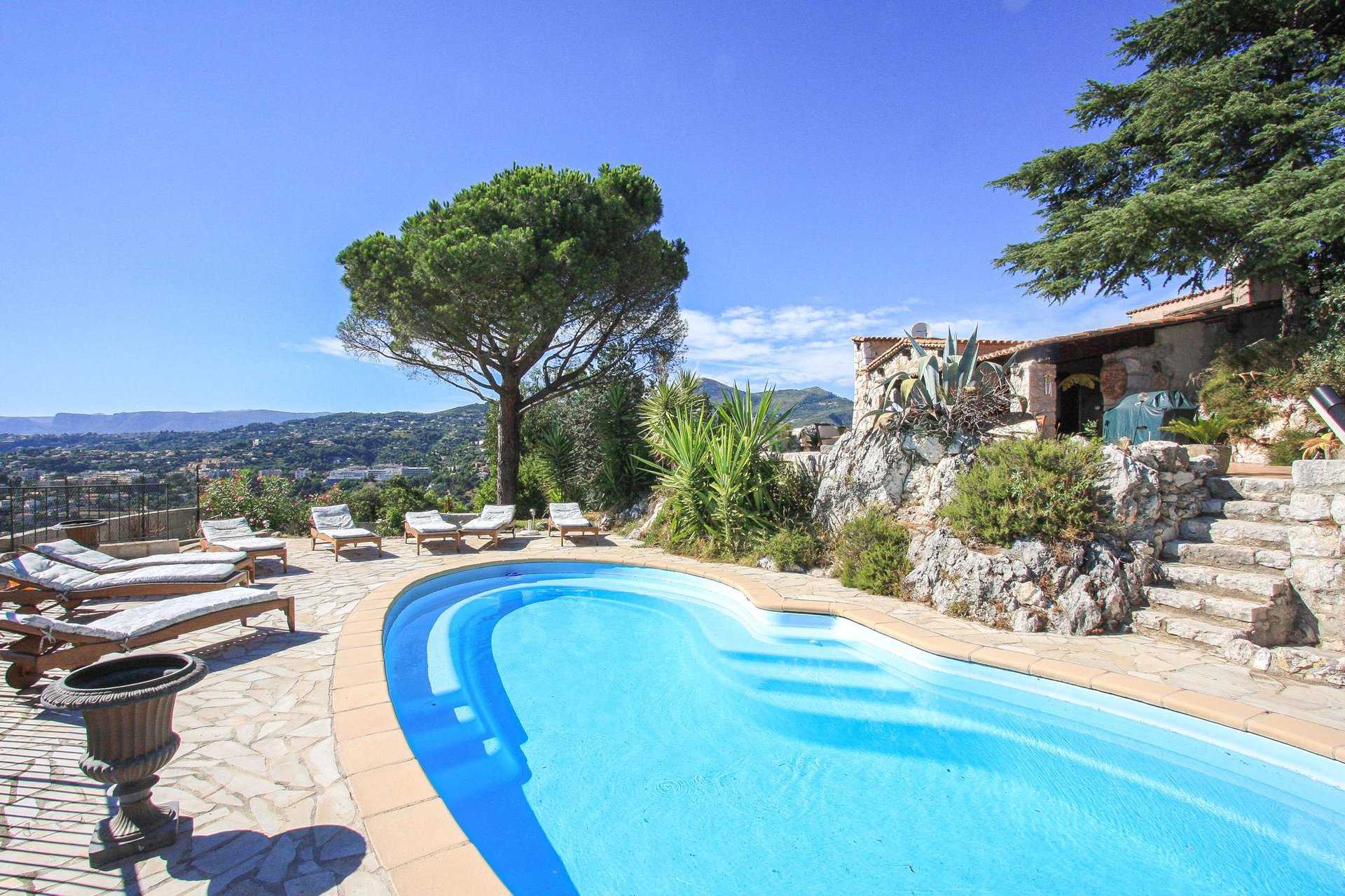 Huis in Villefranche-sur-Mer, Provence-Alpes-Côte d'Azur 10044963