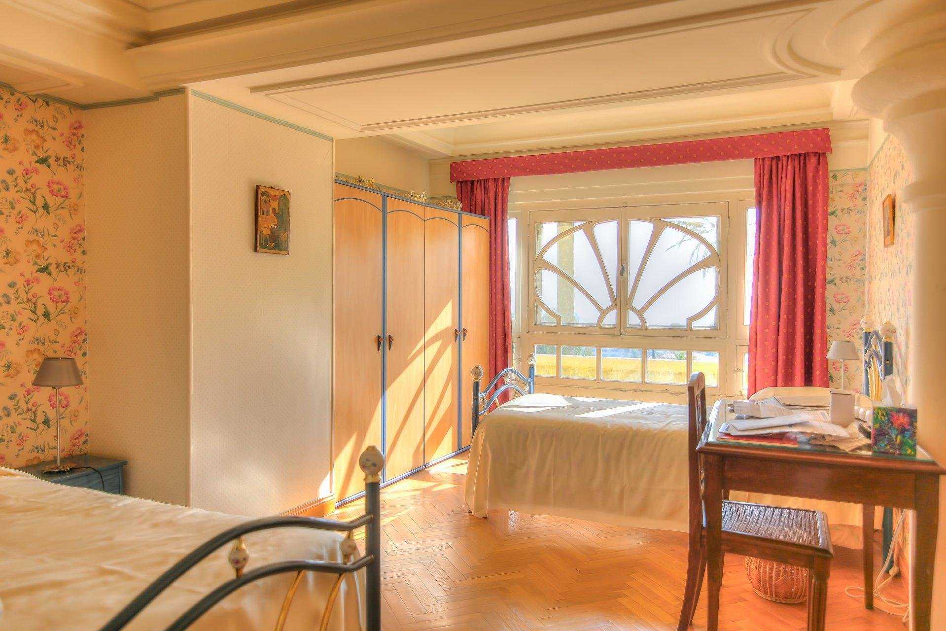 公寓 在 Menton, Provence-Alpes-Cote d'Azur 10044970