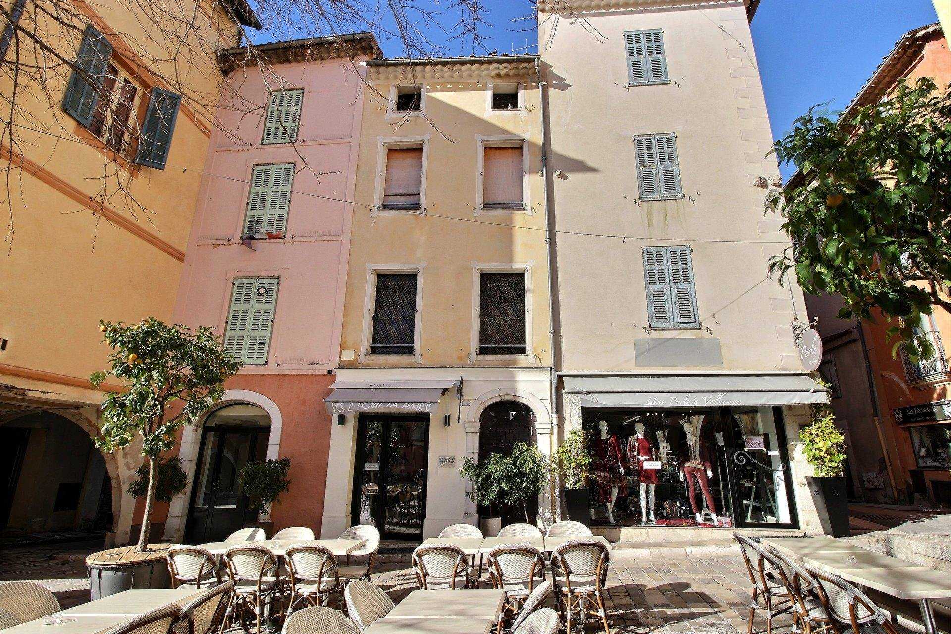 Condominium in Valbonne, Provence-Alpes-Cote d'Azur 10045078