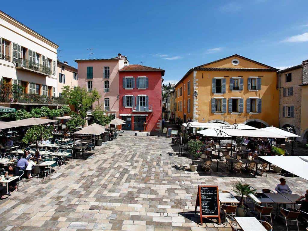 Condominium in Valbonne, Provence-Alpes-Cote d'Azur 10045078