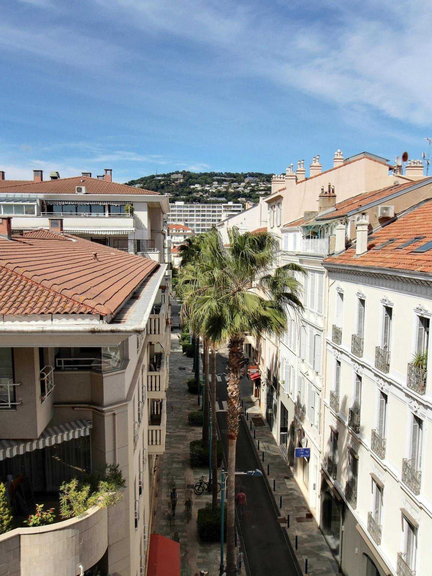 Ejerlejlighed i Cannes Banane, Provence-Alpes-Cote d'Azur 10045107