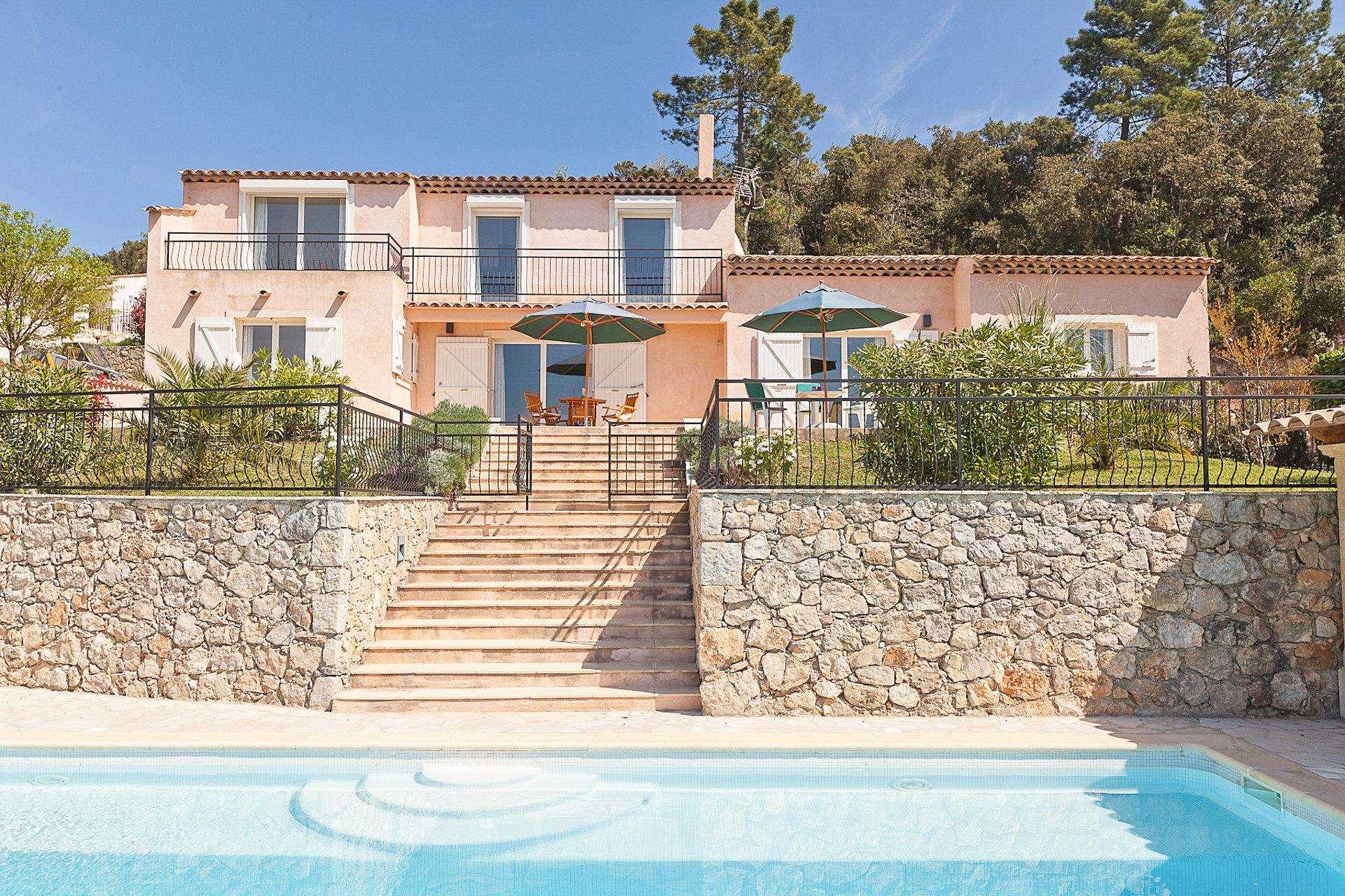 Haus im Montauroux, Provence-Alpes-Côte d'Azur 10045196