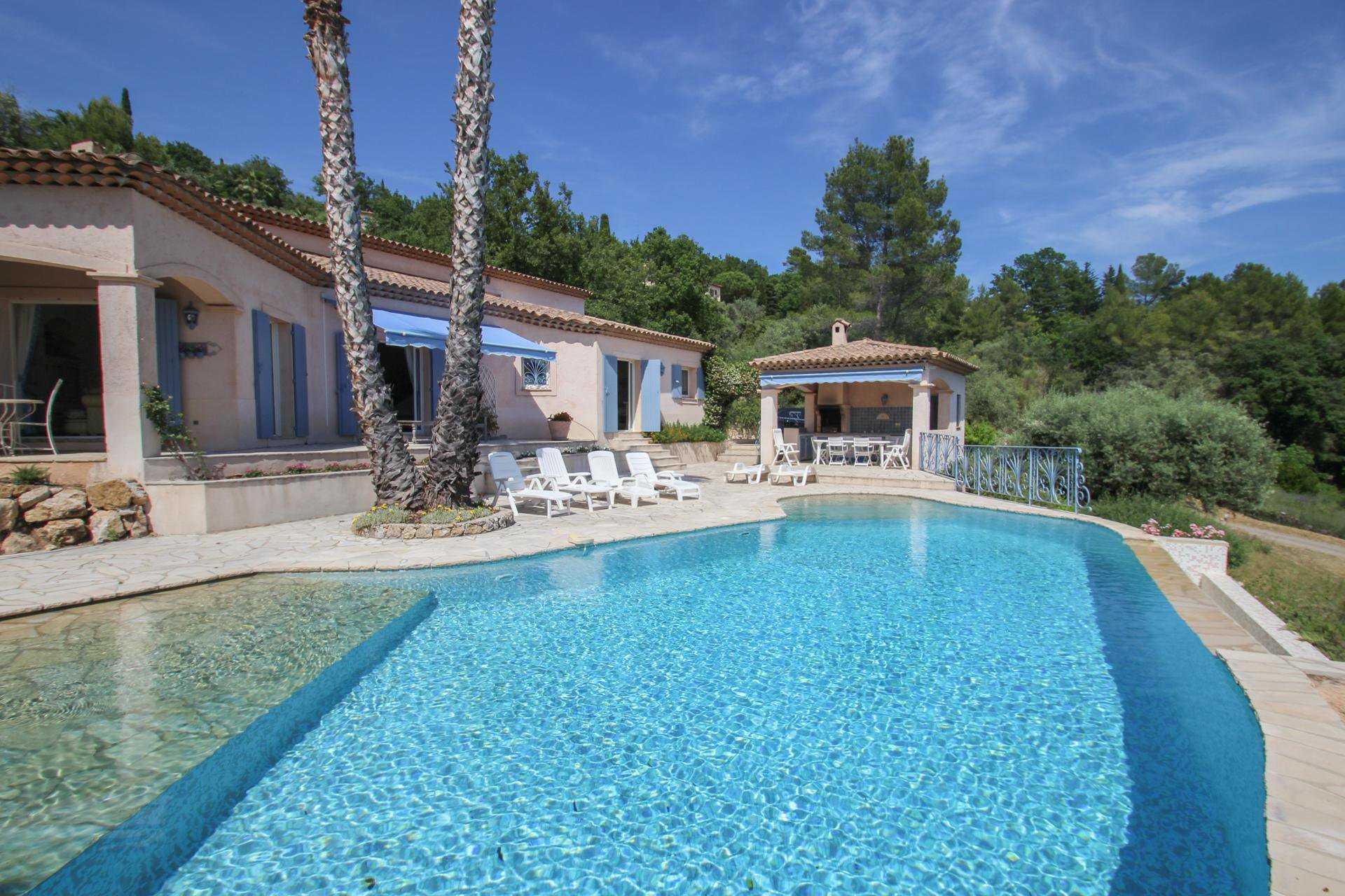 casa no Montauroux, Provença-Alpes-Costa Azul 10045285