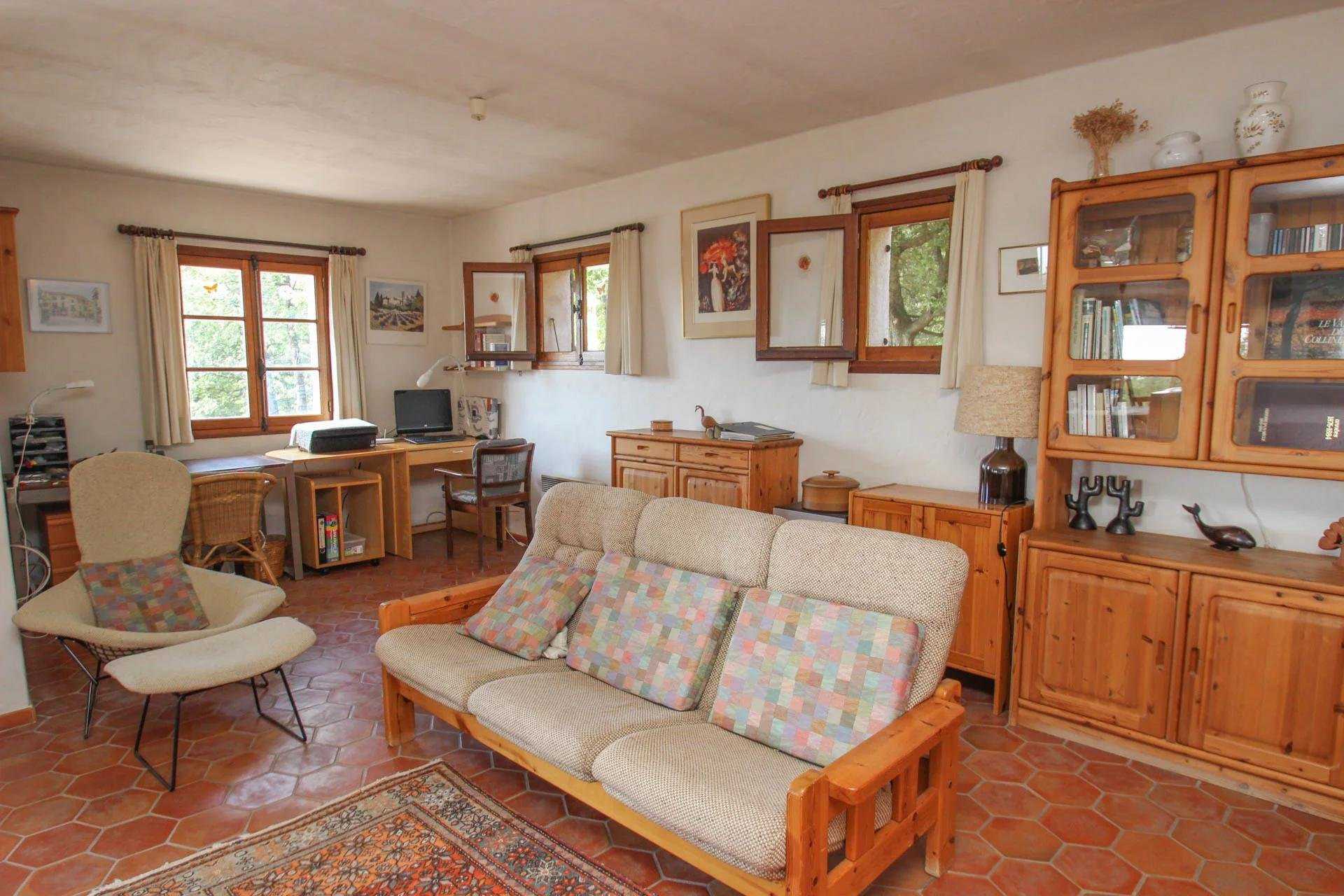 Rumah di Bargemon, Provence-Alpes-Cote d'Azur 10045316
