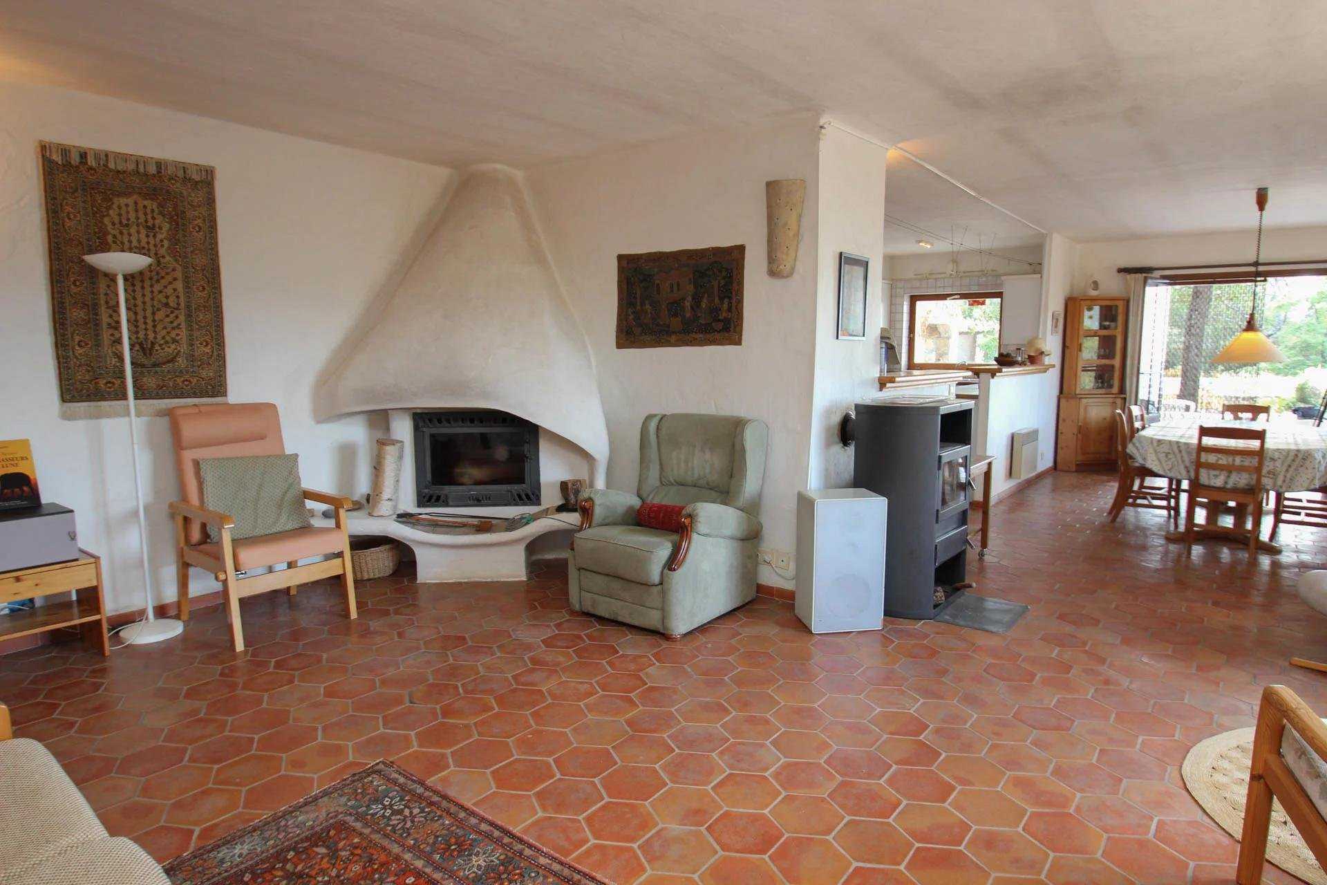 Huis in Bargemon, Provence-Alpes-Côte d'Azur 10045316